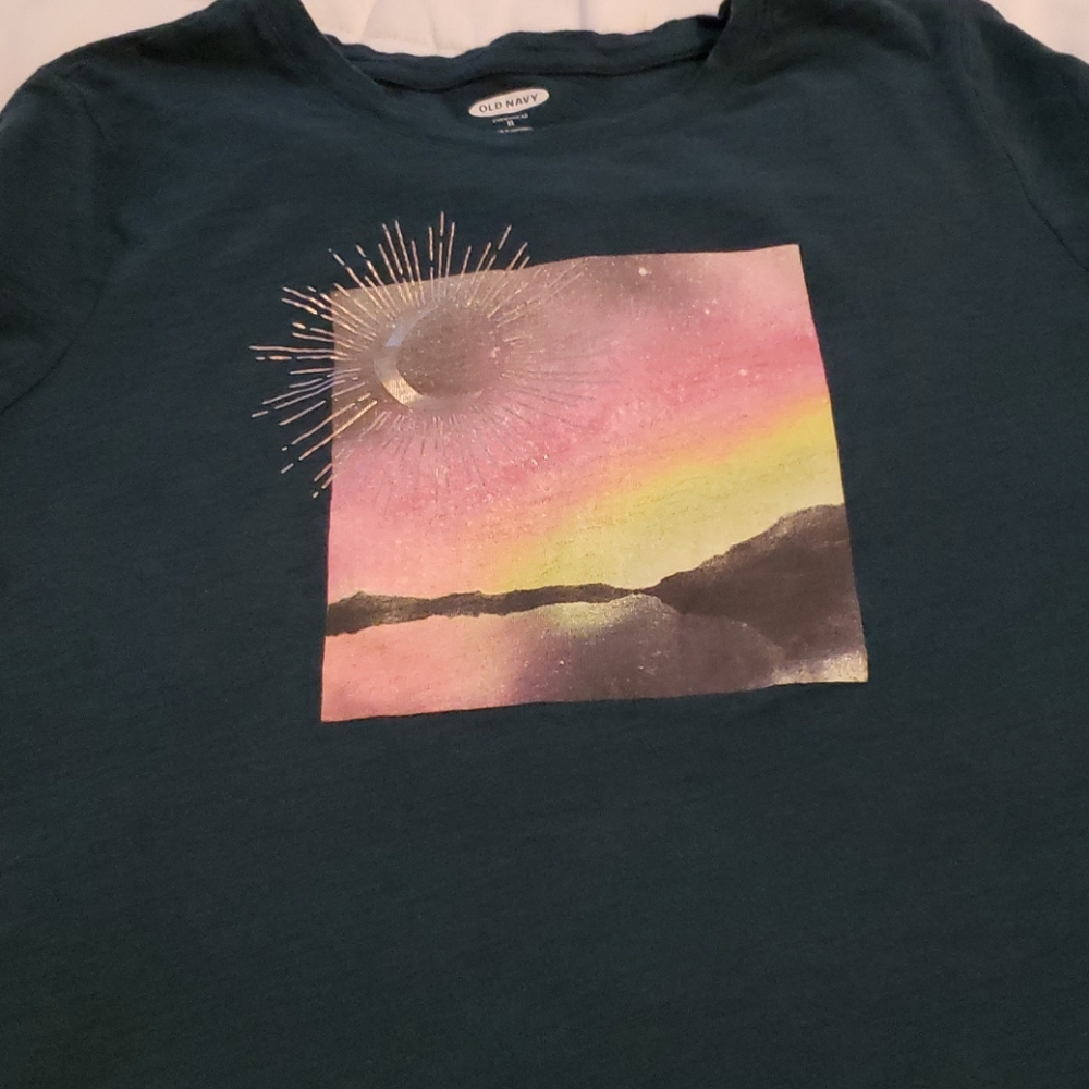 Old Navy T shirts  2 for 10.00
